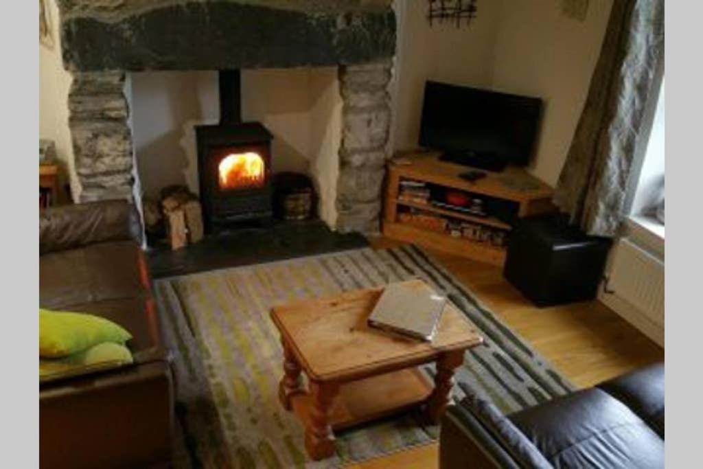Moelwyn Cottage Blaenau Ffestiniog Ngoại thất bức ảnh